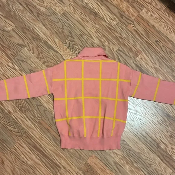 Vintage/ Retro style Pink Lily turtleneck sweater - Picture 3 of 4